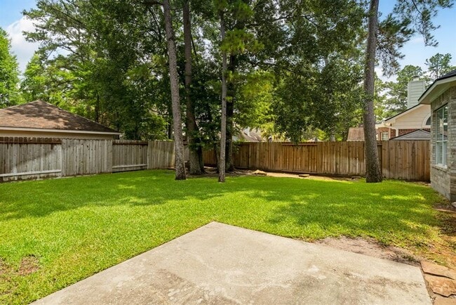 Building Photo - 14 Long Springs Pl