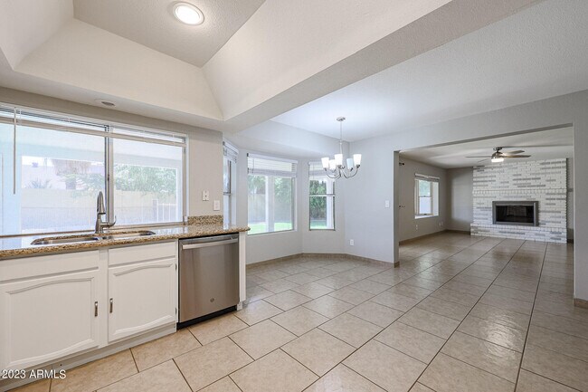 Building Photo - 6207 W Riviera Dr
