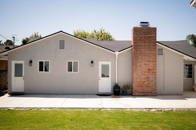 Building Photo - 3421 Cortese Dr