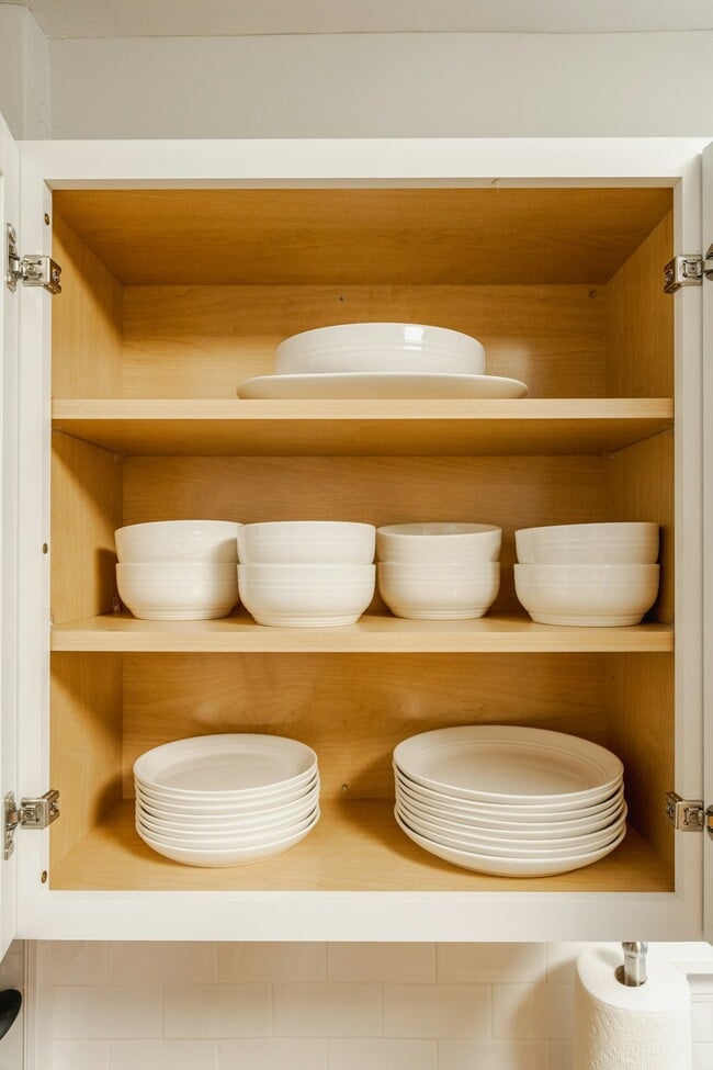 Building Photo - 246 Wayne Ave