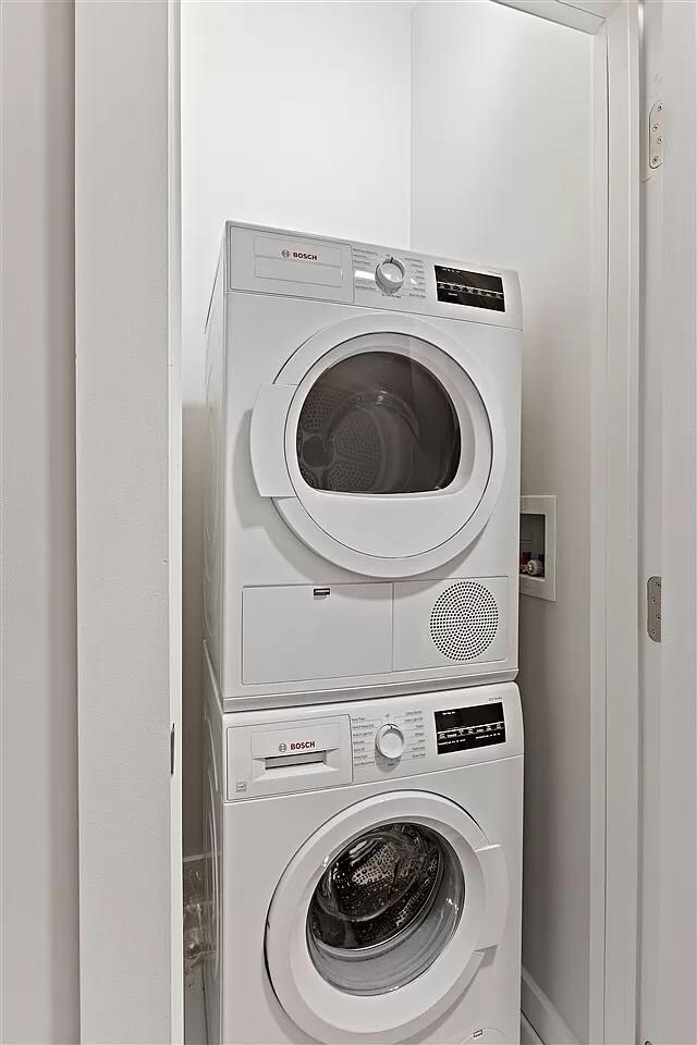 Building Photo - 267 Baldwin Ave