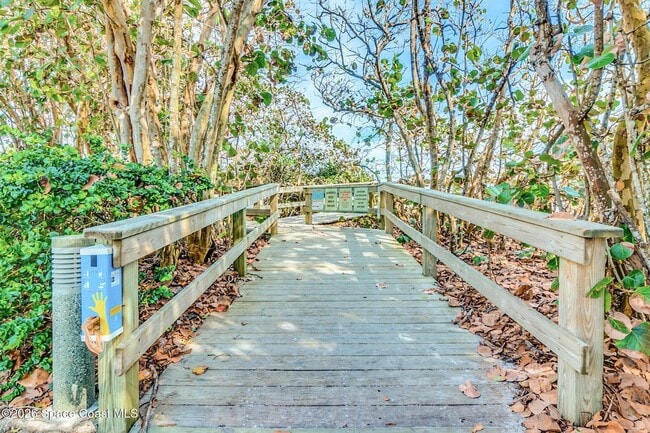 Building Photo - 101 E Dover St