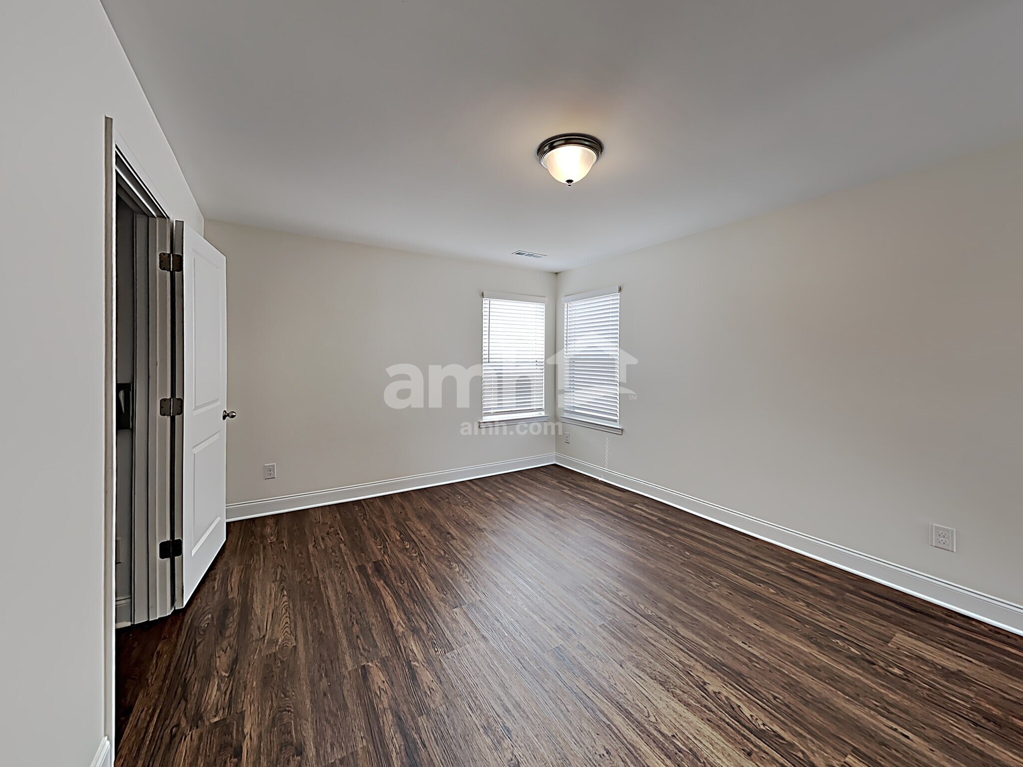 Building Photo - 406 Otter Trail