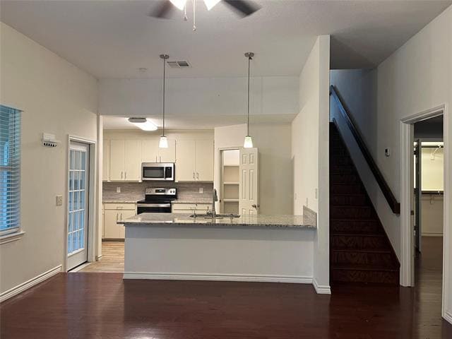 Building Photo - 12046 Center St