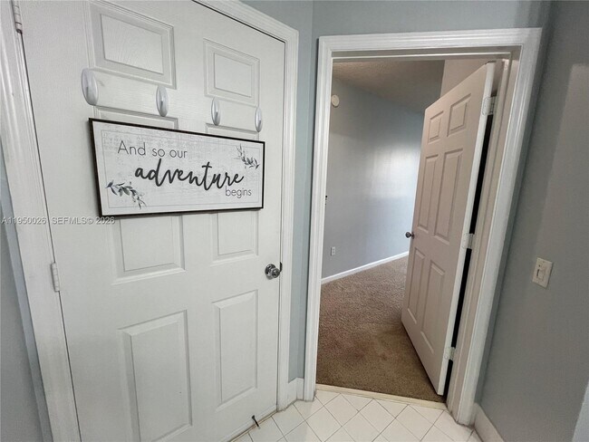 Building Photo - 17150 N Bay Rd