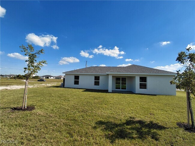 Building Photo - 909 NW 30th St