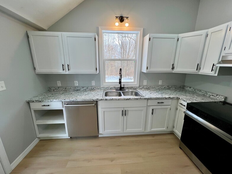 Kitchen - 40 Watch St