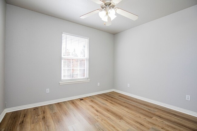 Building Photo - ***41 May Lane***