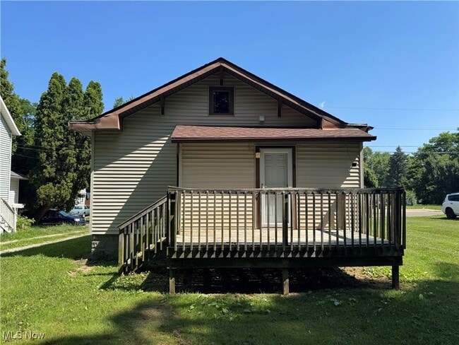 Building Photo - 710 McKinley Ave