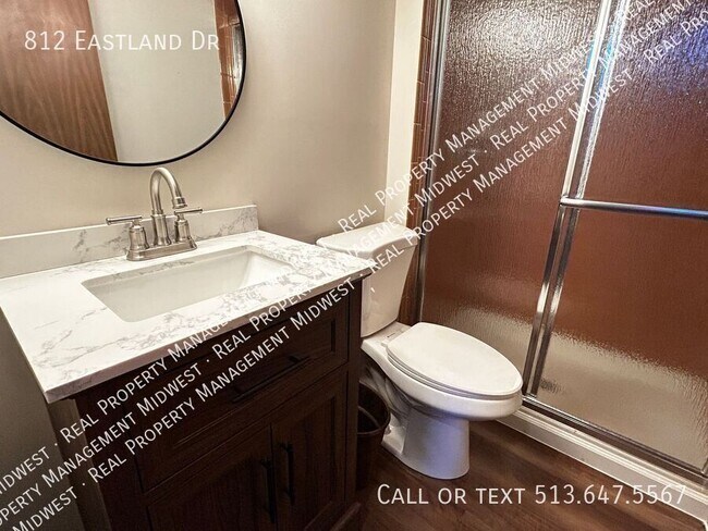 Building Photo - 812 Eastland Dr