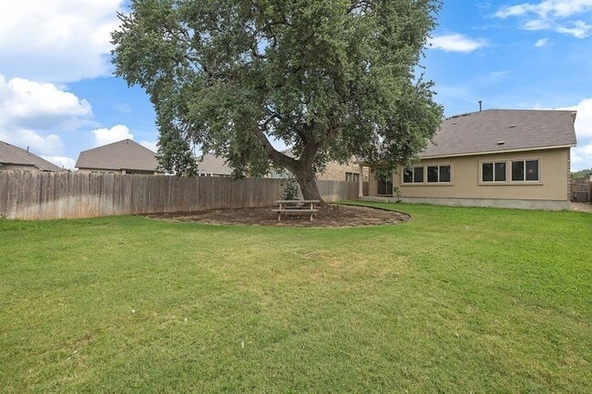 Building Photo - 1829 Chickasaw Run