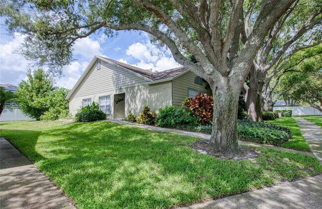Building Photo - 2390 Bentley Dr
