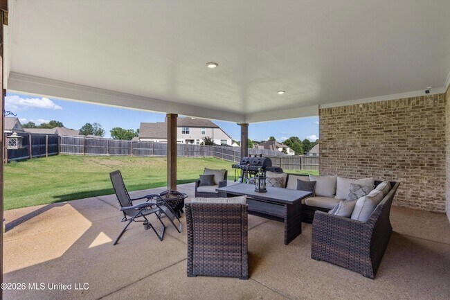 Building Photo - 13738 River Grove Ln