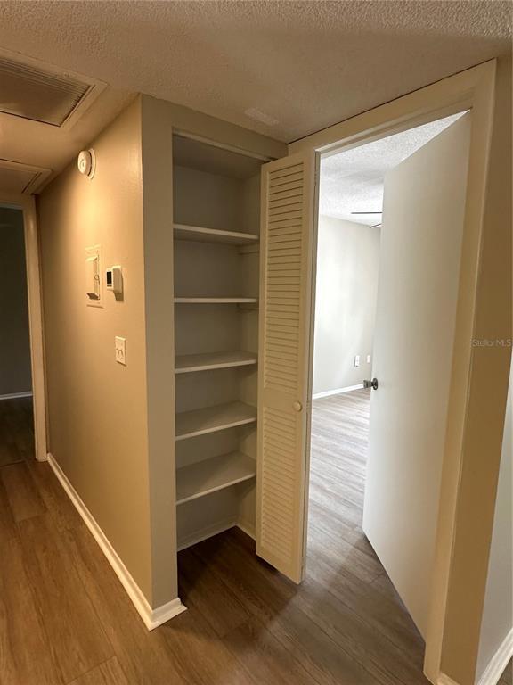 Building Photo - 6063 Village Cir S
