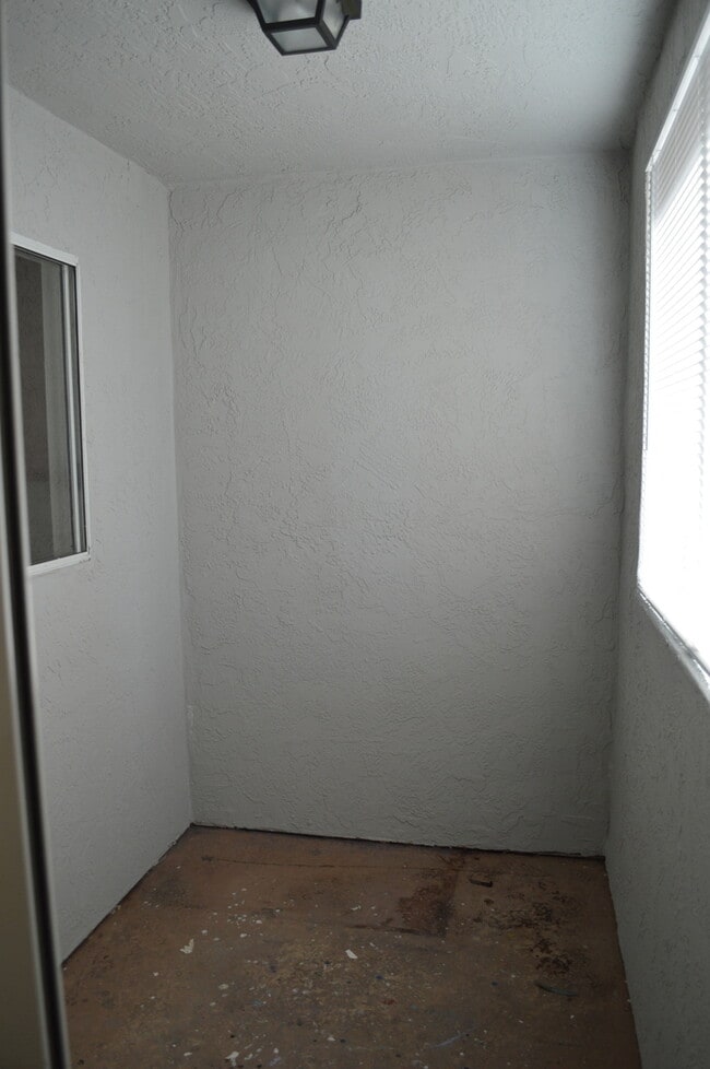 Building Photo - Two bedroom Condo In Chula Vista