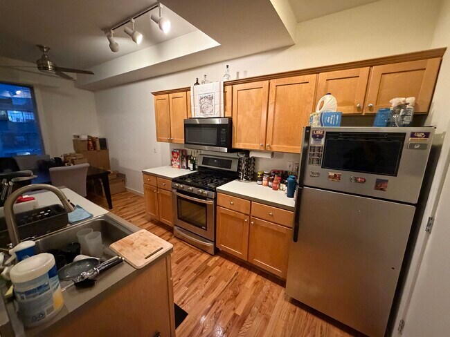 Building Photo - 1017 Jefferson St