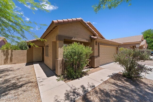 Building Photo - 17534 W Coyote Trail Dr