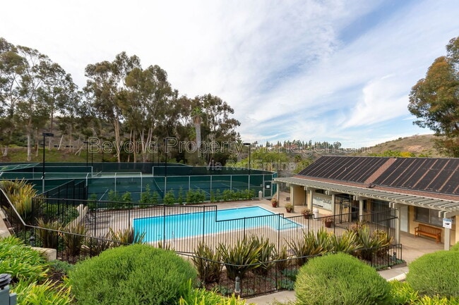 Building Photo - 7056 Park Mesa Way