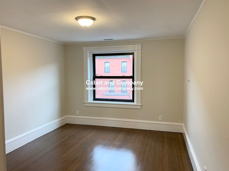 Building Photo - 314 Marlborough St