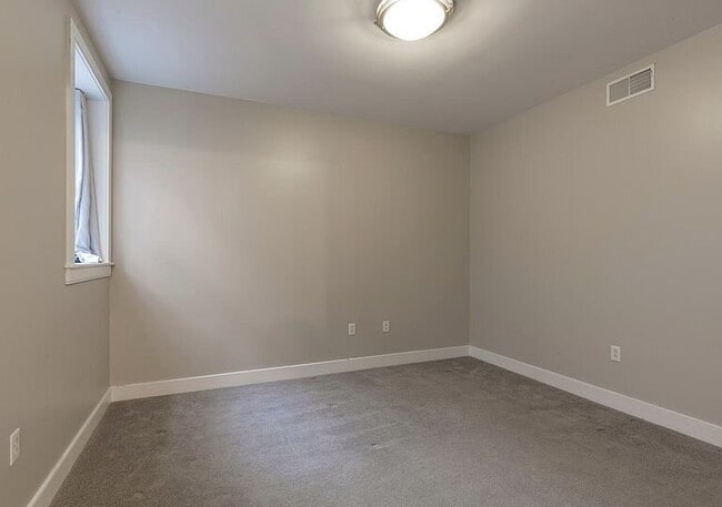 Building Photo - 2-Bed, 2-Bath Gem in Philadelphia's