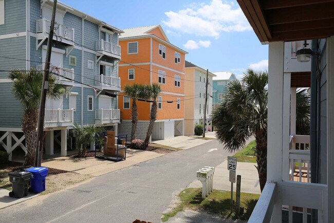 Building Photo - 606 Carolina Beach Ave S