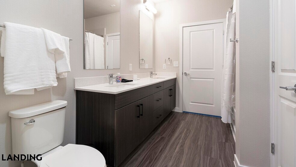 Building Photo - 14015 Univ Pass