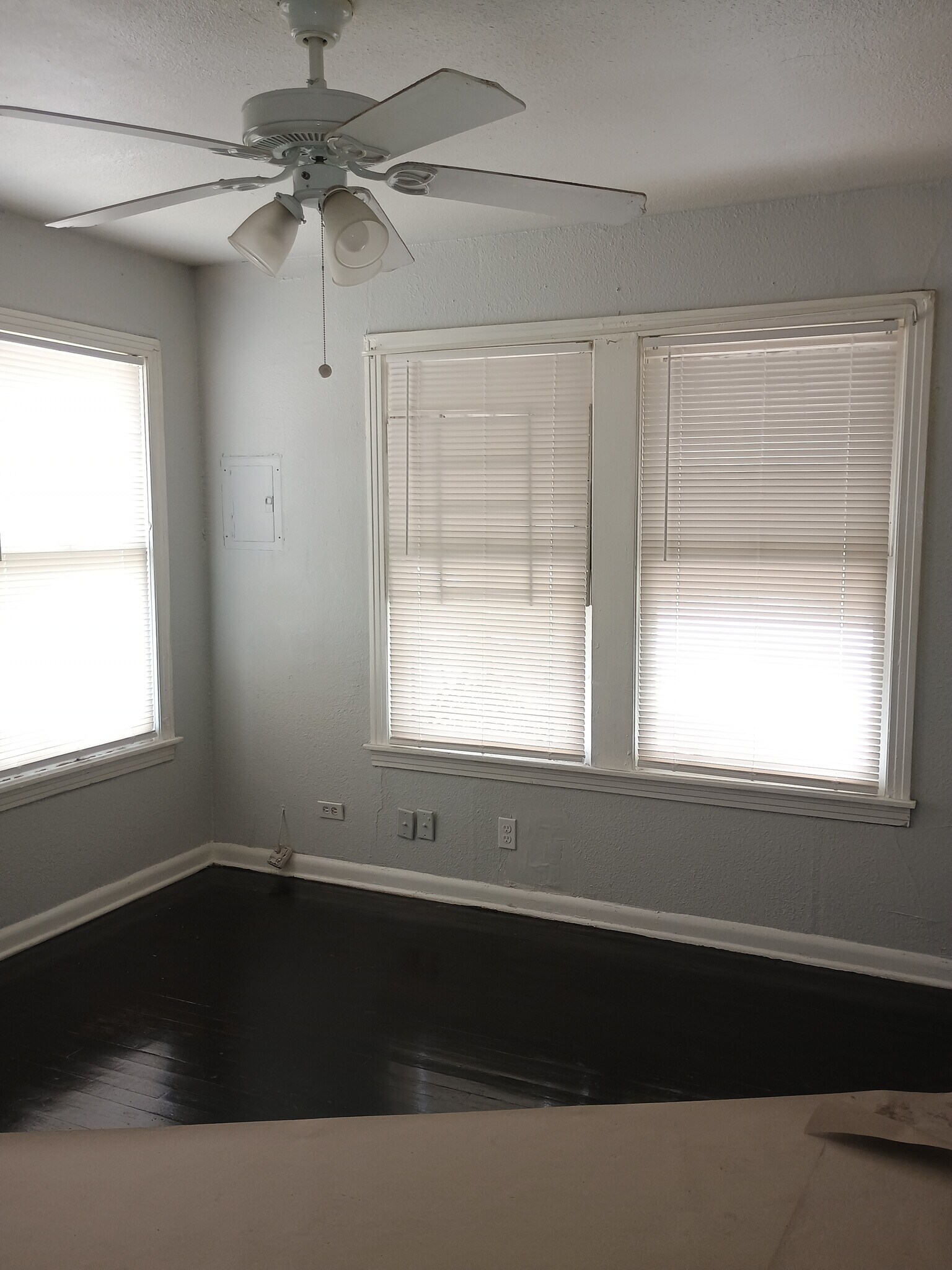 Building Photo - 419 Gulf