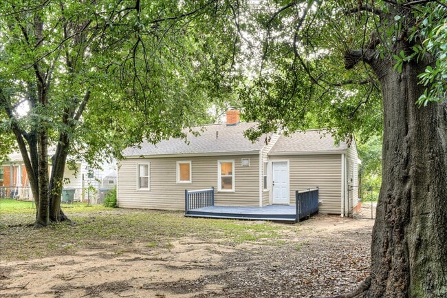 Building Photo - 531 Tubman St