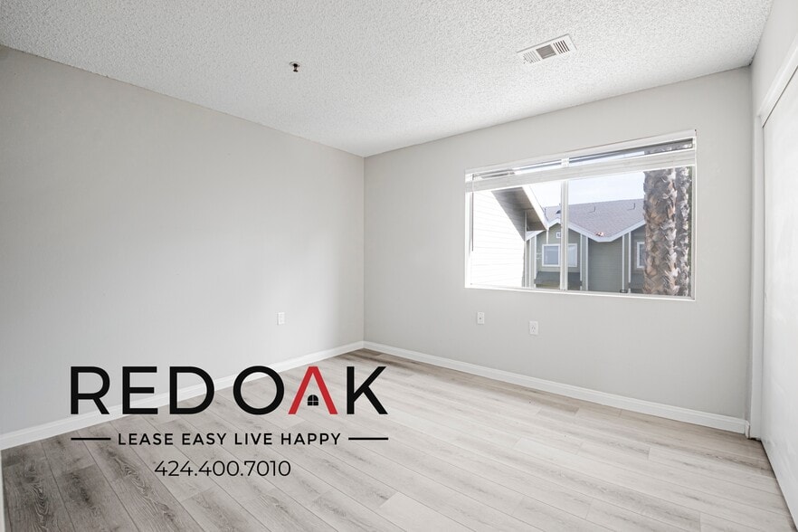 Building Photo - 14814 Gale Ave