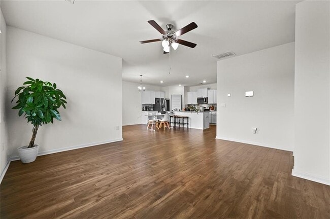 Building Photo - 120 Echo Ct