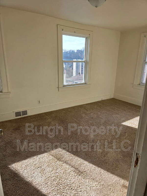 Building Photo - 1411 Bellaire Pl