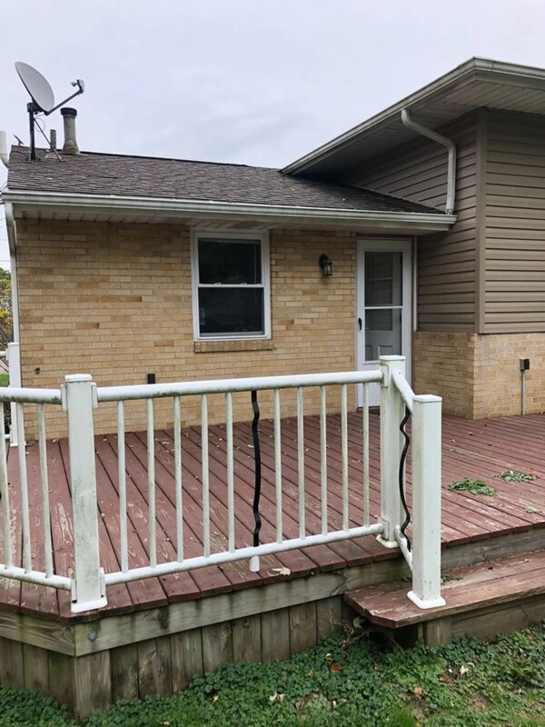 Building Photo - 525 Delford Ave NW