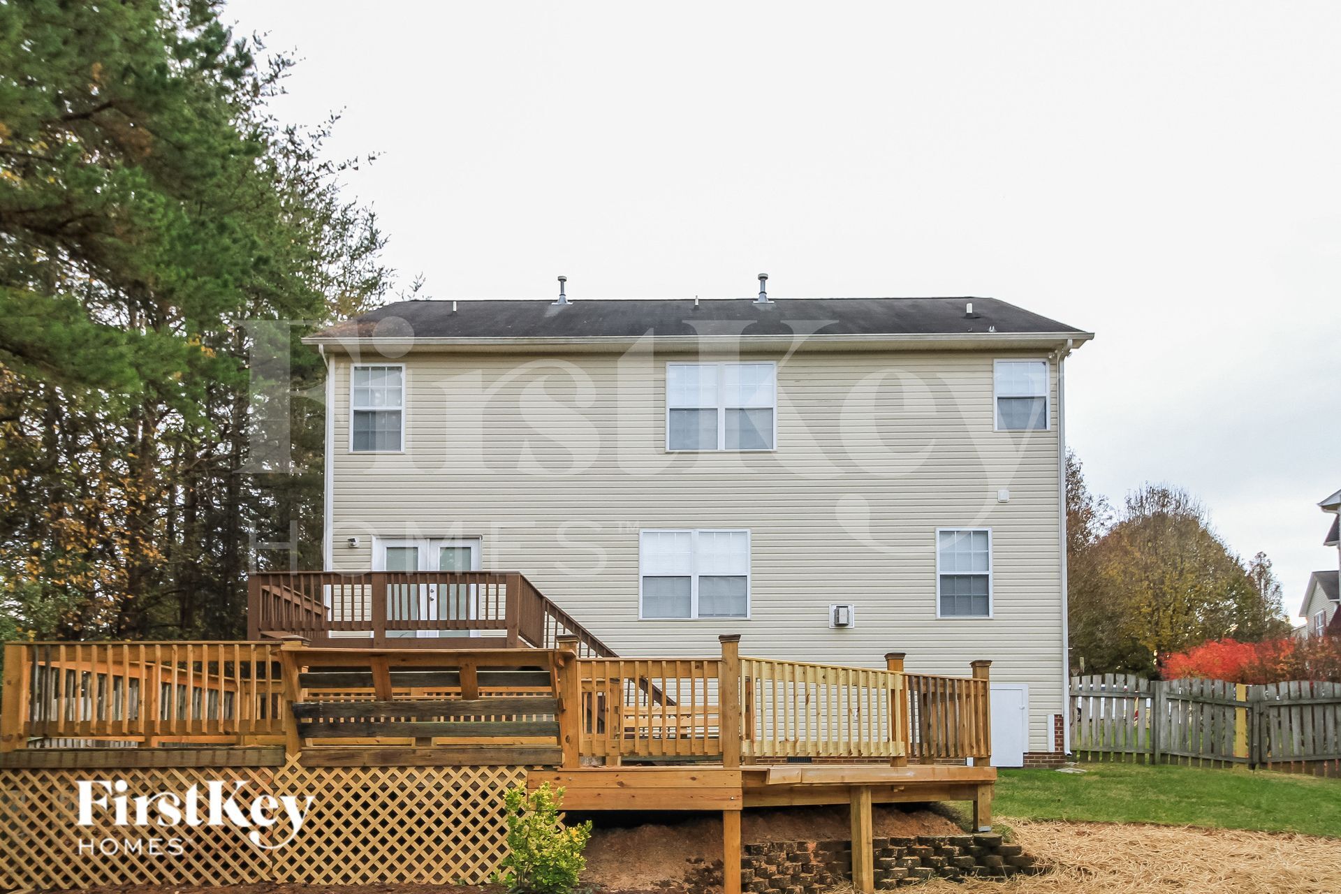 Building Photo - 196 Huron Ct