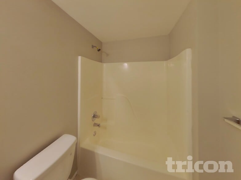 Building Photo - 22506 44th Ave Ct E