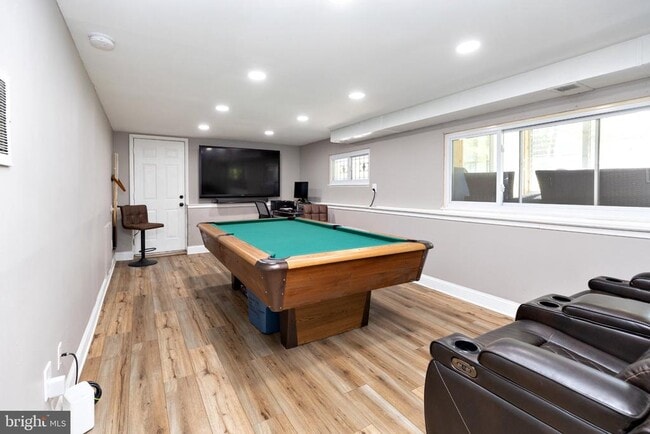 Building Photo - 912 Aston Martin Dr