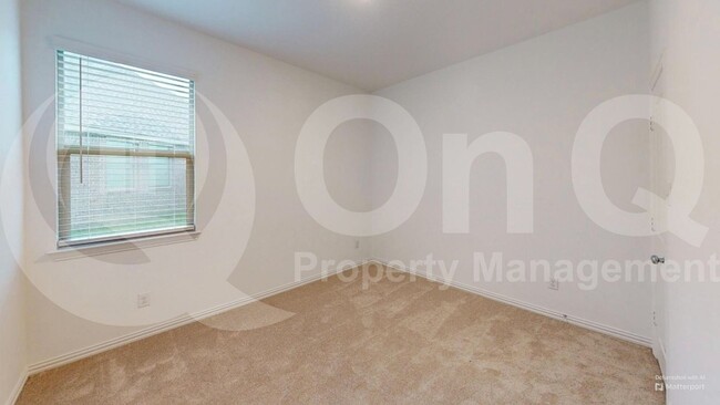 Building Photo - 1420 Rousseau Dr