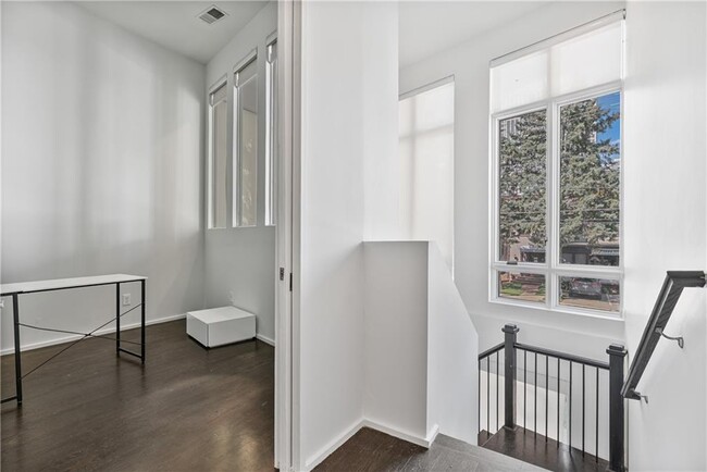Building Photo - 975 Piedmont Ave NE