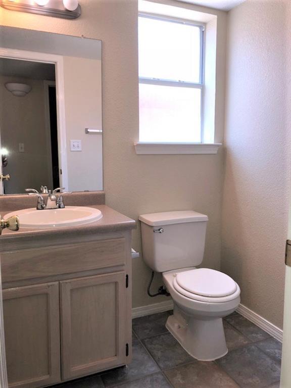 Building Photo - 3052 Tierra Humeda Dr