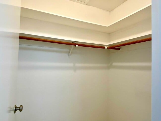 Building Photo - 242 Surfbird Isle