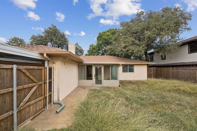 Building Photo - 1610 Lexington Dr