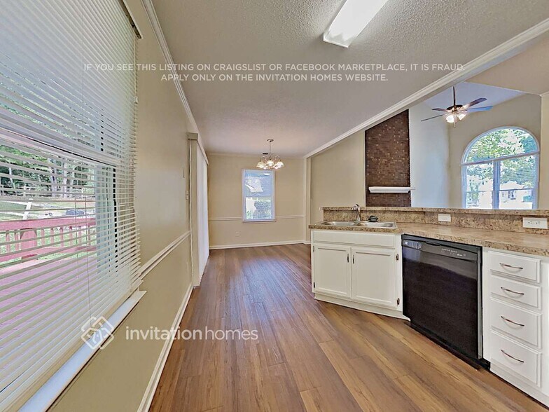 Building Photo - 8613 Hornwood Ct