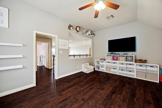 Building Photo - 28919 Crested Butte Dr