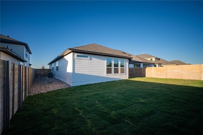 Building Photo - 524 Foresail Rd