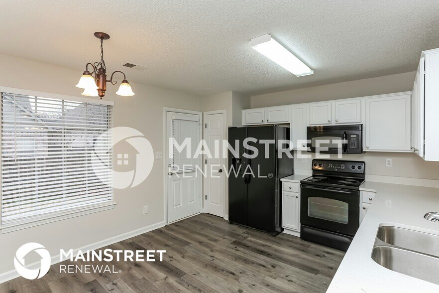 Building Photo - 903 Stixx Ln