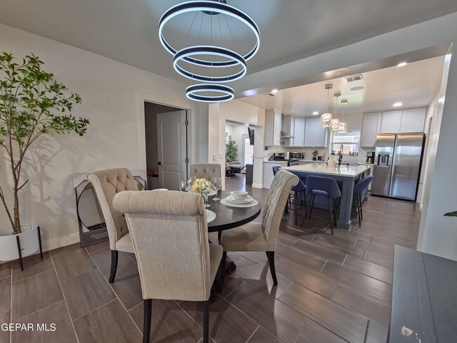 Building Photo - 7321 Cuba Dr