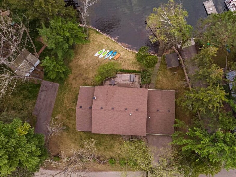 Building Photo - 2296 Cleghorn Rd