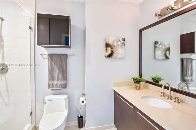 Building Photo - 7928 East Dr