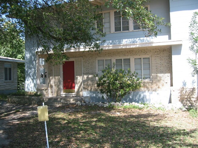 Primary Photo - 2118 Wilson