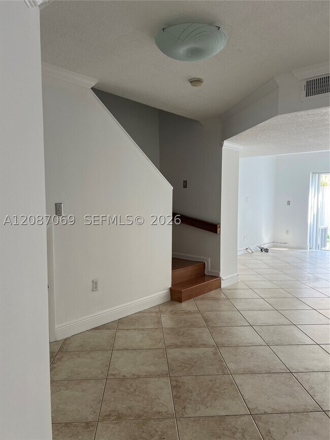Building Photo - 1153 NW 123rd Pl