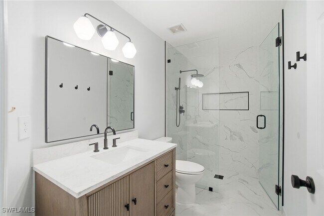 Building Photo - 3009 Palmetto Oak Dr